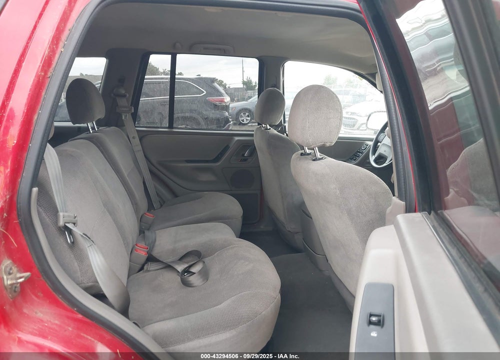 2000 JEEP GRAND CHEROKEE LAREDO VIN: 1J4GW48S4YC141958