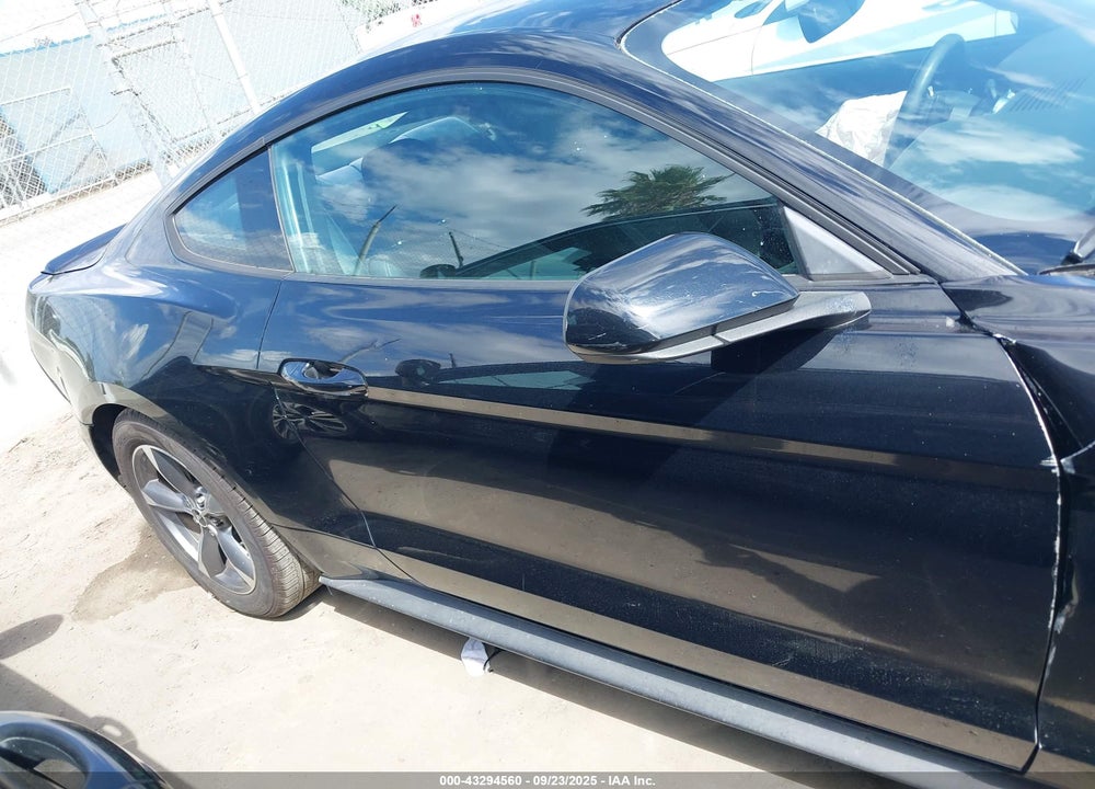 2016 FORD MUSTANG VIN: 1FA6P8AM3G5310913