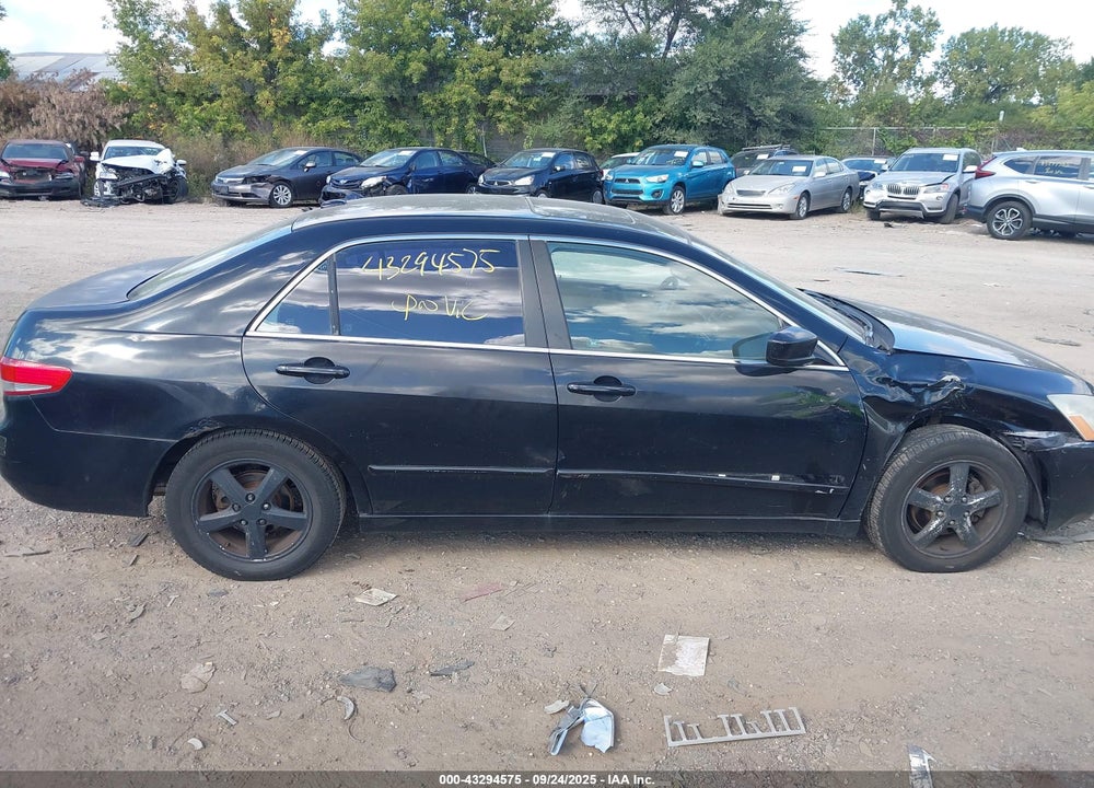 2004 HONDA ACCORD 2.4 EX VIN: 1HGCM56844A060022
