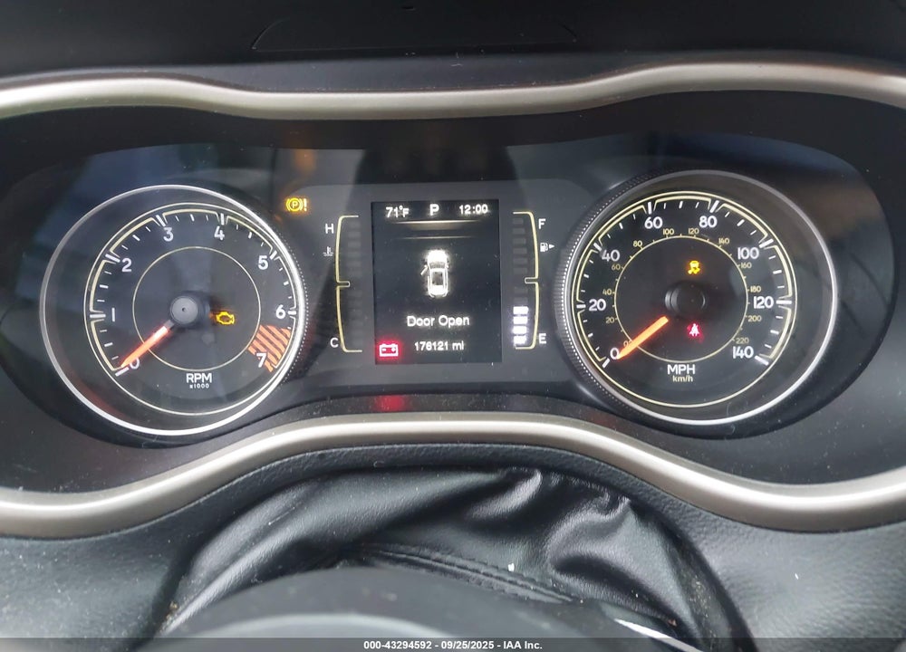 2015 JEEP CHEROKEE VIN: 1C4PJMAB6FW675795