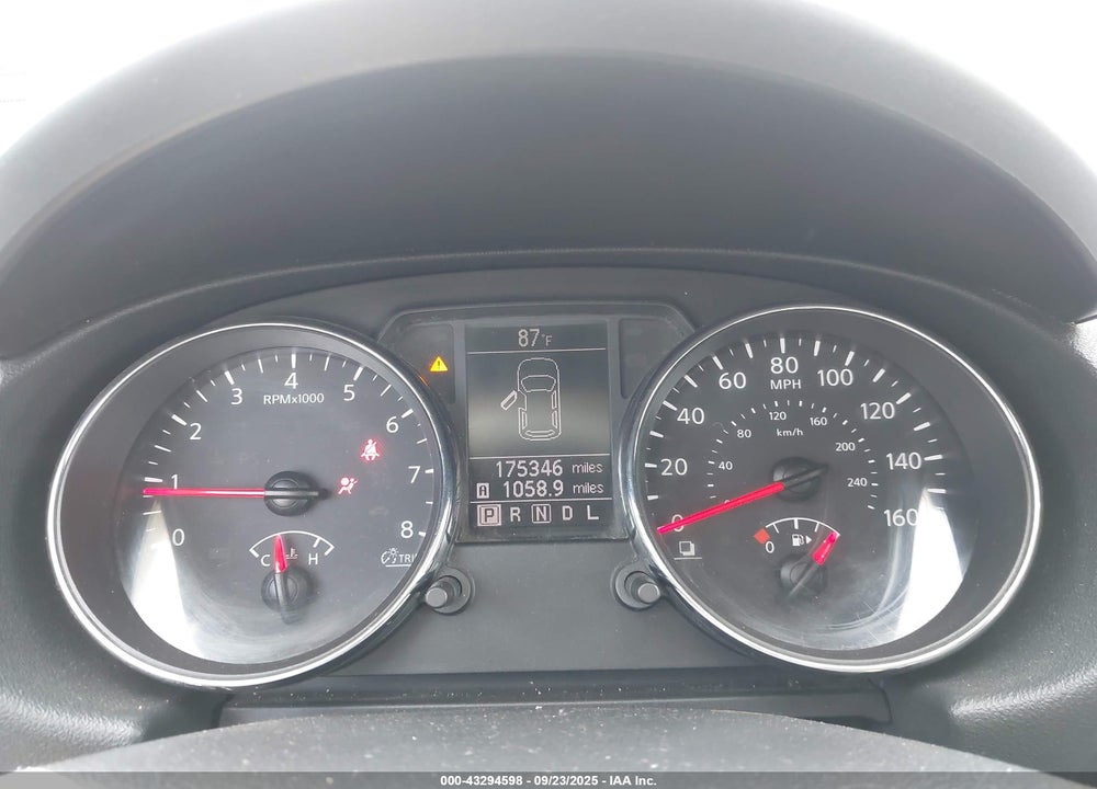 2011 NISSAN ROGUE S VIN: JN8AS5MV7BW668674