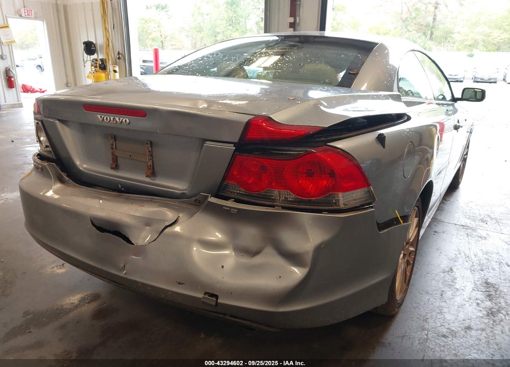 2007 VOLVO C70 T5 VIN: YV1MC68227J027345