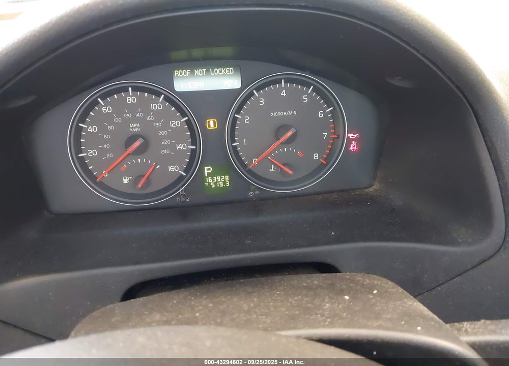 2007 VOLVO C70 T5 VIN: YV1MC68227J027345