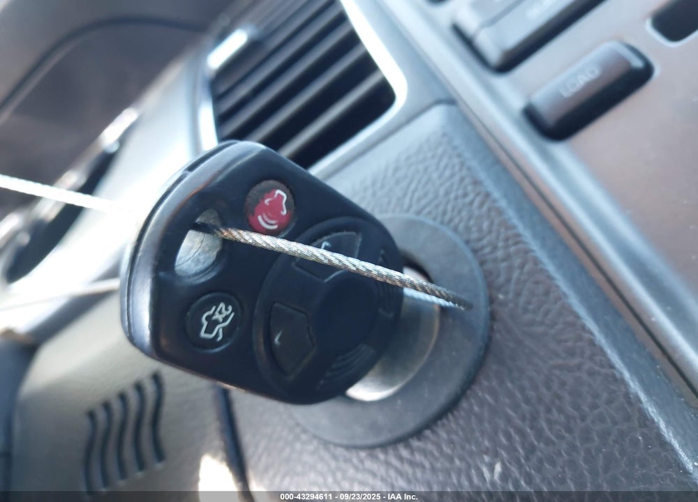2011 FORD TAURUS VIN: 1FAHP2EW5BG134543