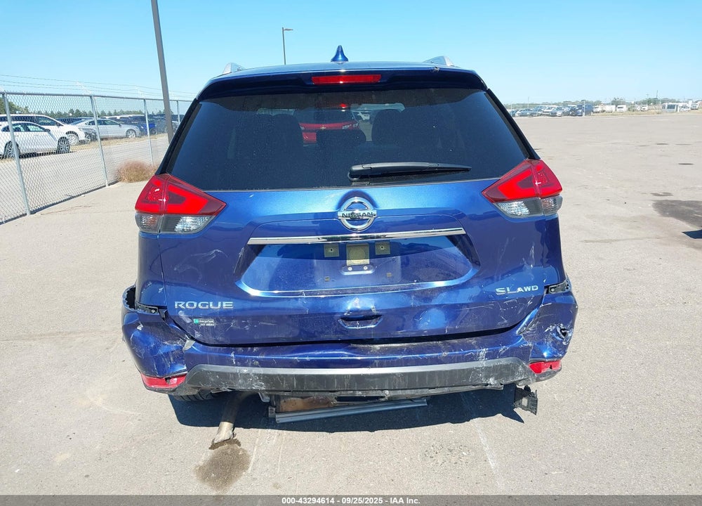 2018 NISSAN ROGUE SL VIN: JN8AT2MVXJW319499