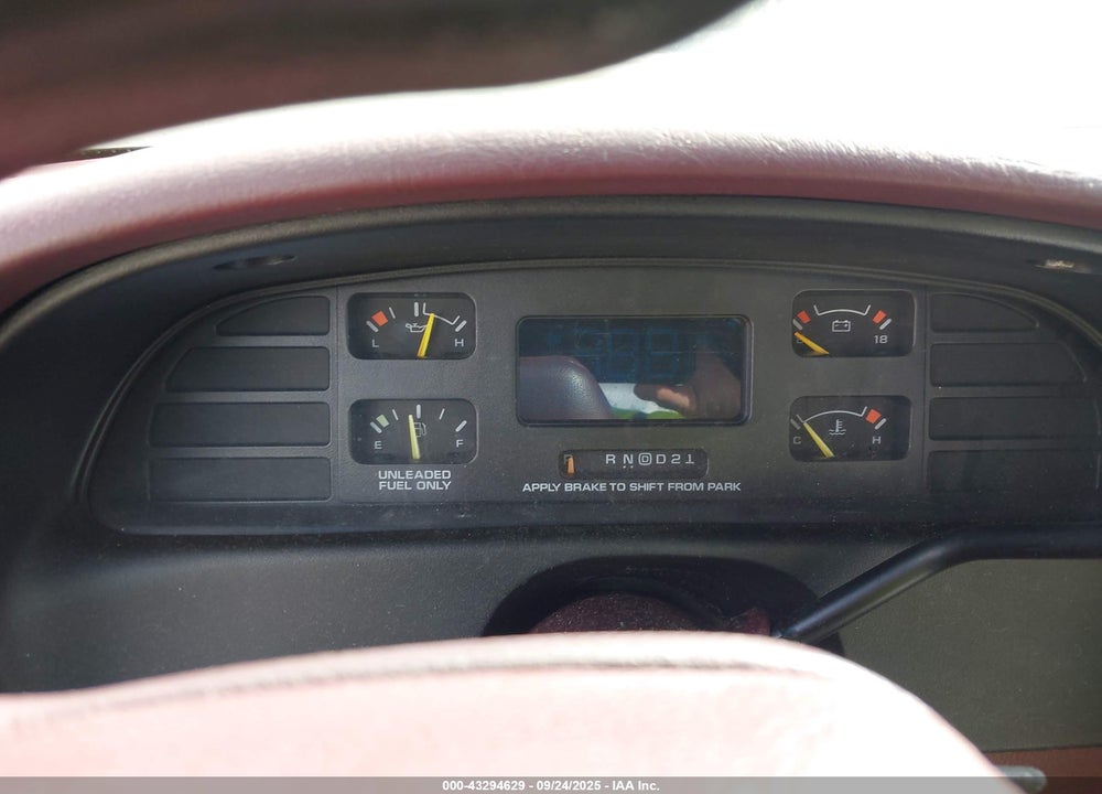 1994 CHEVROLET CAPRICE CLASSIC LS VIN: 1G1BN52W1RR109416