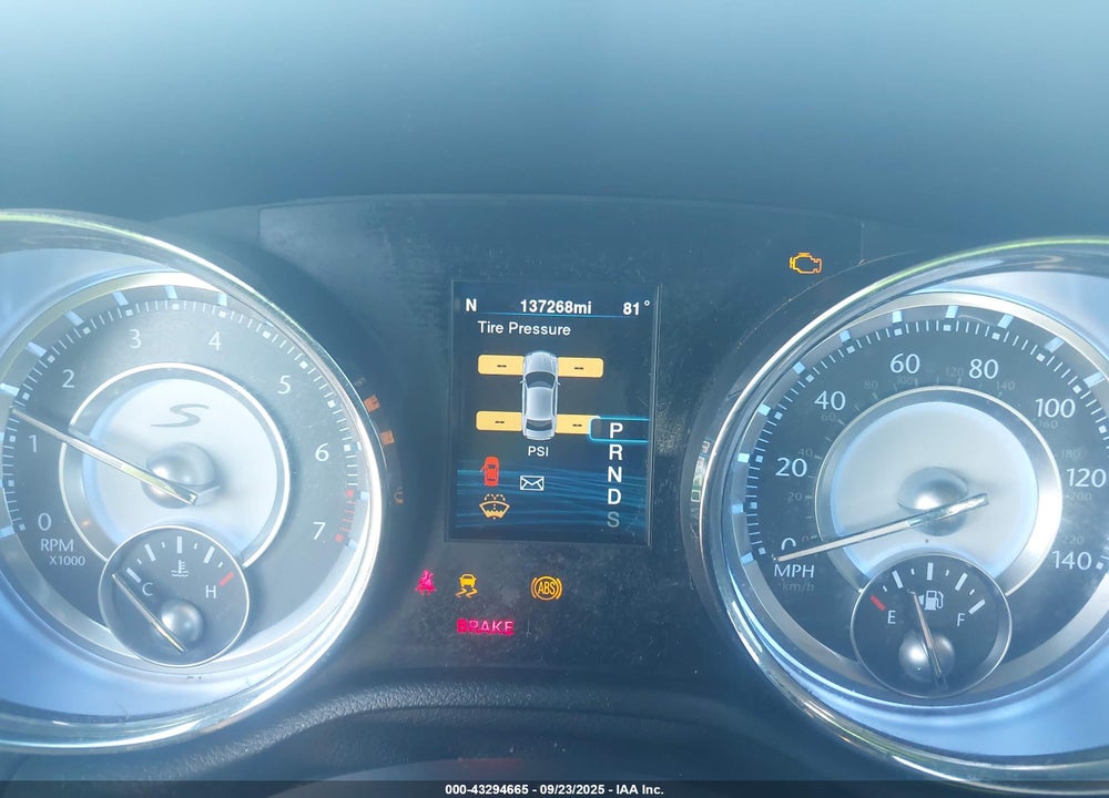 2014 CHRYSLER 300 VIN: 2C3CCABG4EH361274