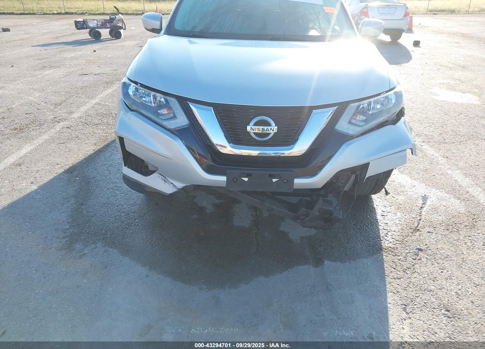 2017 NISSAN ROGUE SPORT VIN: KNMAT2MV8HP510595