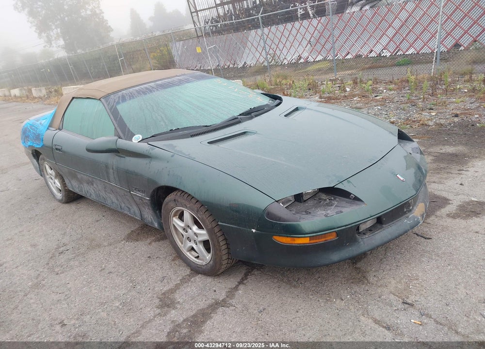 1997 CHEVROLET CAMARO Z28 VIN: 2G1FP32P0V2104052