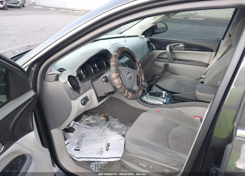 2016 BUICK ENCLAVE CONVENIENCE VIN: 5GAKRAKD2GJ330183