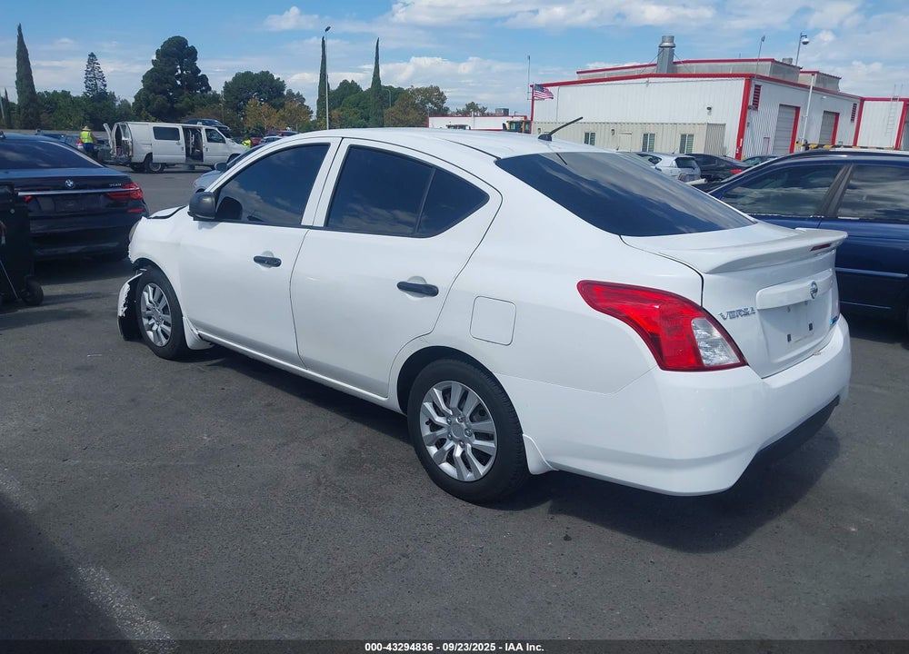 2015 NISSAN VERSA VIN: 3N1CN7AP2FL927633