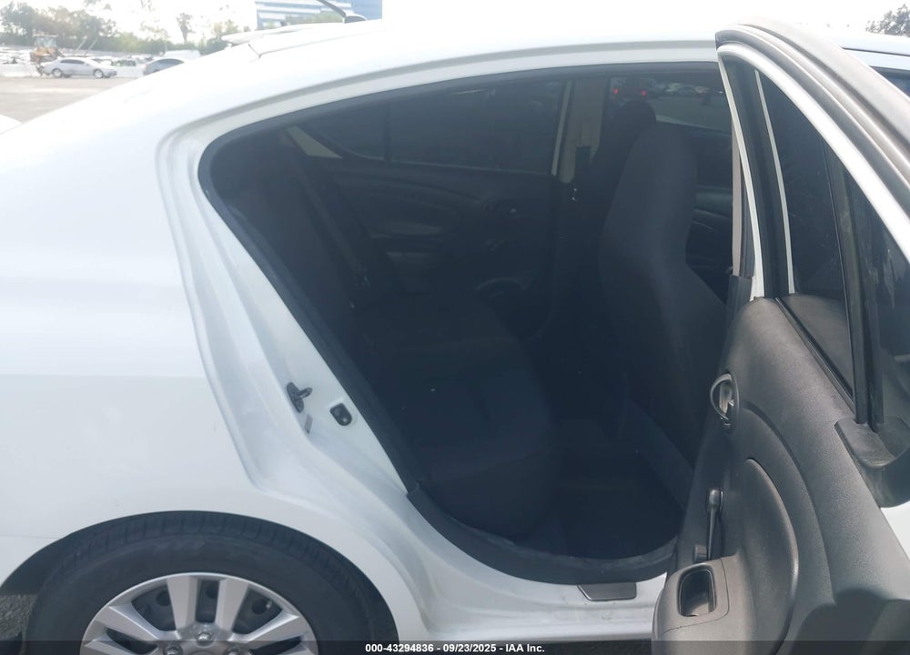 2015 NISSAN VERSA VIN: 3N1CN7AP2FL927633