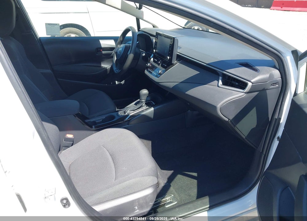 2022 TOYOTA COROLLA VIN: JTDEAMDE2N3009241