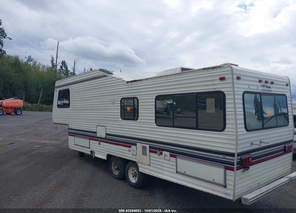 1988 VISTA CRUISER VIN: 1S9FP2929JE203014