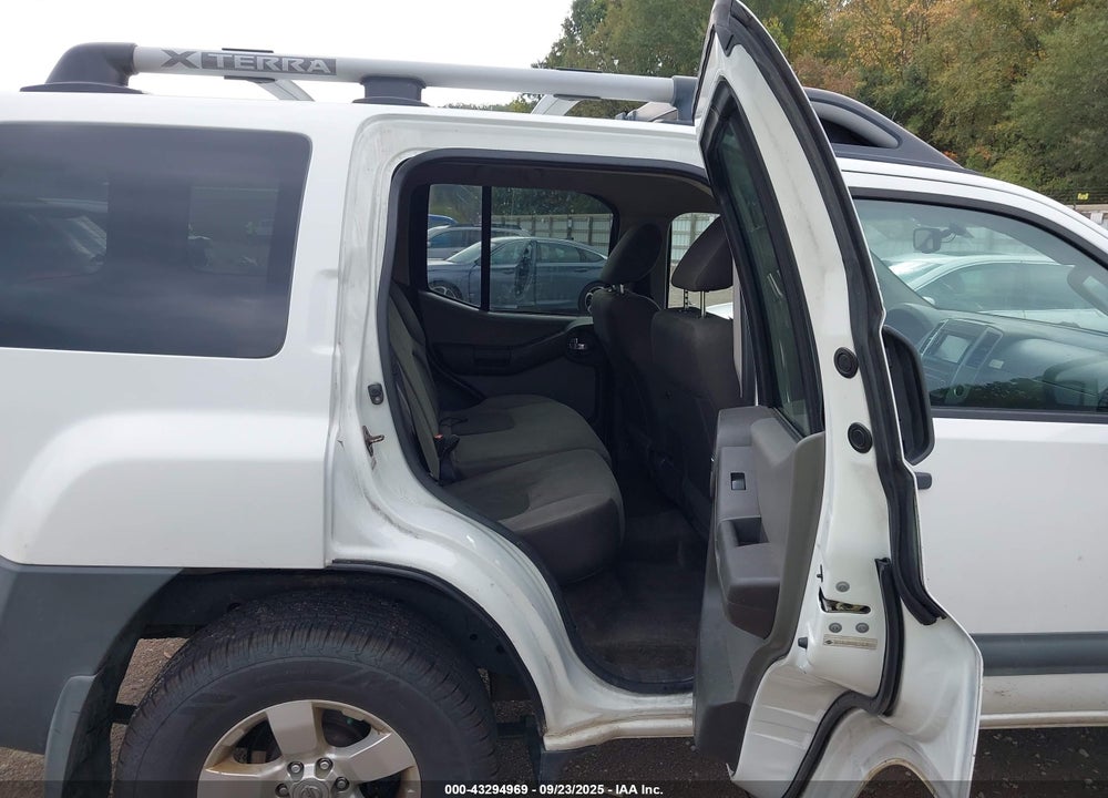 2013 NISSAN XTERRA VIN: 5N1AN0NW6DN824902