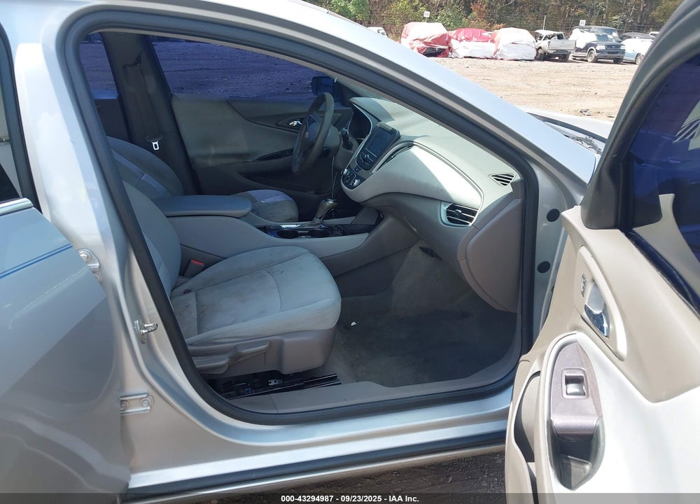 2018 CHEVROLET MALIBU VIN: 1G1ZC5STXJF221714