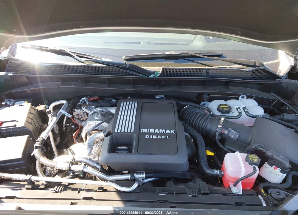 2025 GMC SIERRA 1500 4WD SHORT BOX AT4 VIN: 3GTUUEE85SG390450