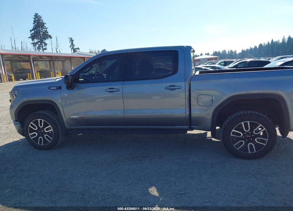 2025 GMC SIERRA 1500 4WD SHORT BOX AT4 VIN: 3GTUUEE85SG390450