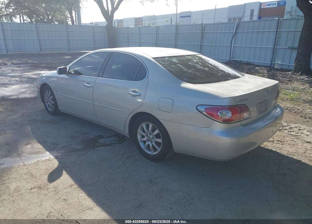 2002 LEXUS ES 300 VIN: JTHBF30G320012537