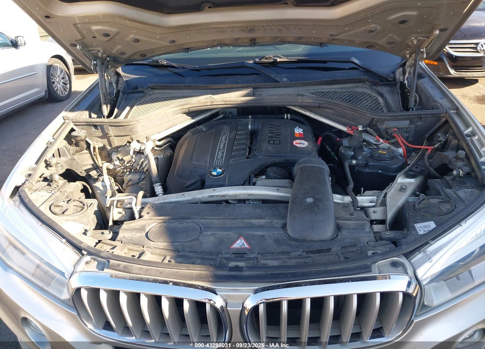 2015 BMW X5 VIN: 5UXKR0C58F0P04976