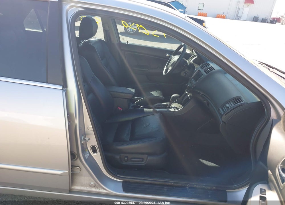 2006 HONDA ACCORD 3.0 EX VIN: 1HGCM66846A075175