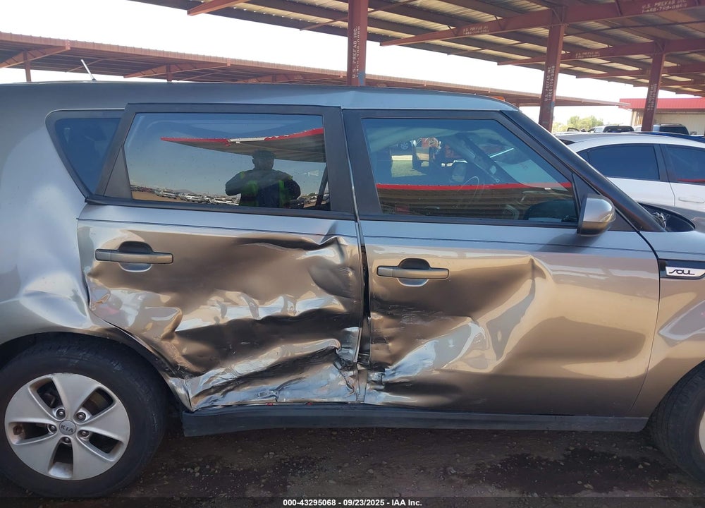 2016 KIA SOUL VIN: KNDJN2A24G7369690