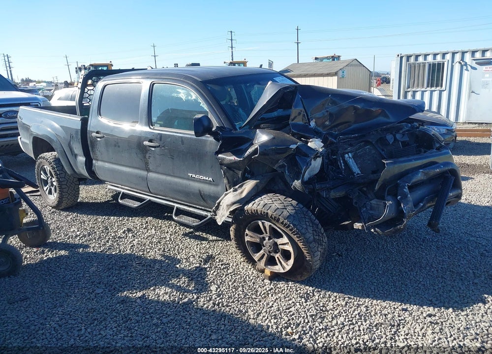 2015 TOYOTA TACOMA BASE V6 VIN: 3TMMU4FN7FM085215