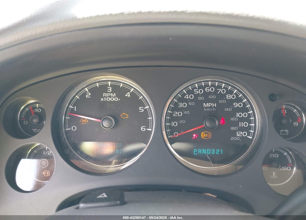2007 CHEVROLET SUBURBAN 1500 VIN: 1GNFC16067R362023