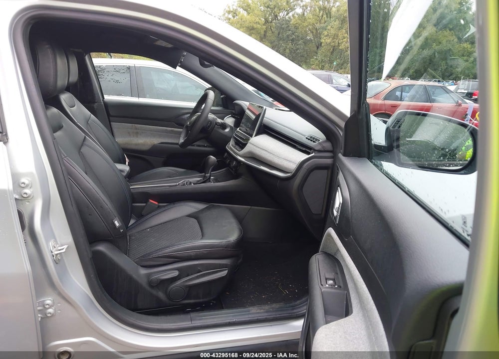2024 JEEP COMPASS VIN: 3C4NJDBN0RT132677