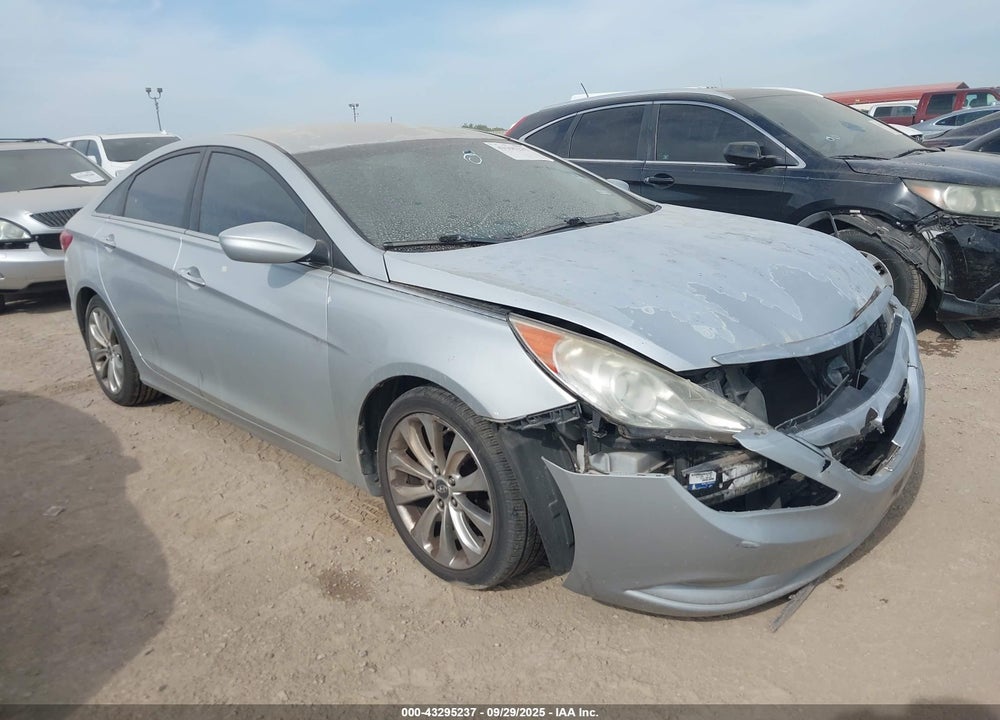 2011 HYUNDAI SONATA SE VIN: 5NPEC4AC2BH081795