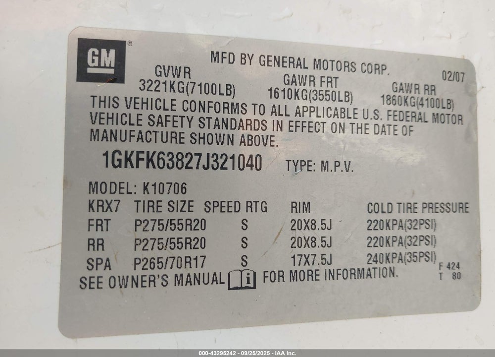 2007 GMC YUKON DENALI VIN: 1GKFK63827J321040
