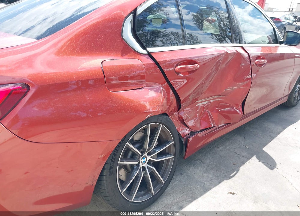 2019 BMW 3 SERIES VIN: WBA5R1C54KAK07560