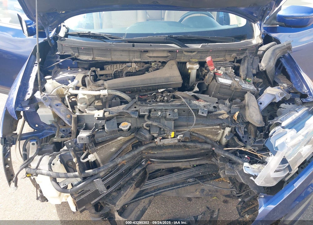 2018 NISSAN ROGUE SV VIN: KNMAT2MVXJP577768