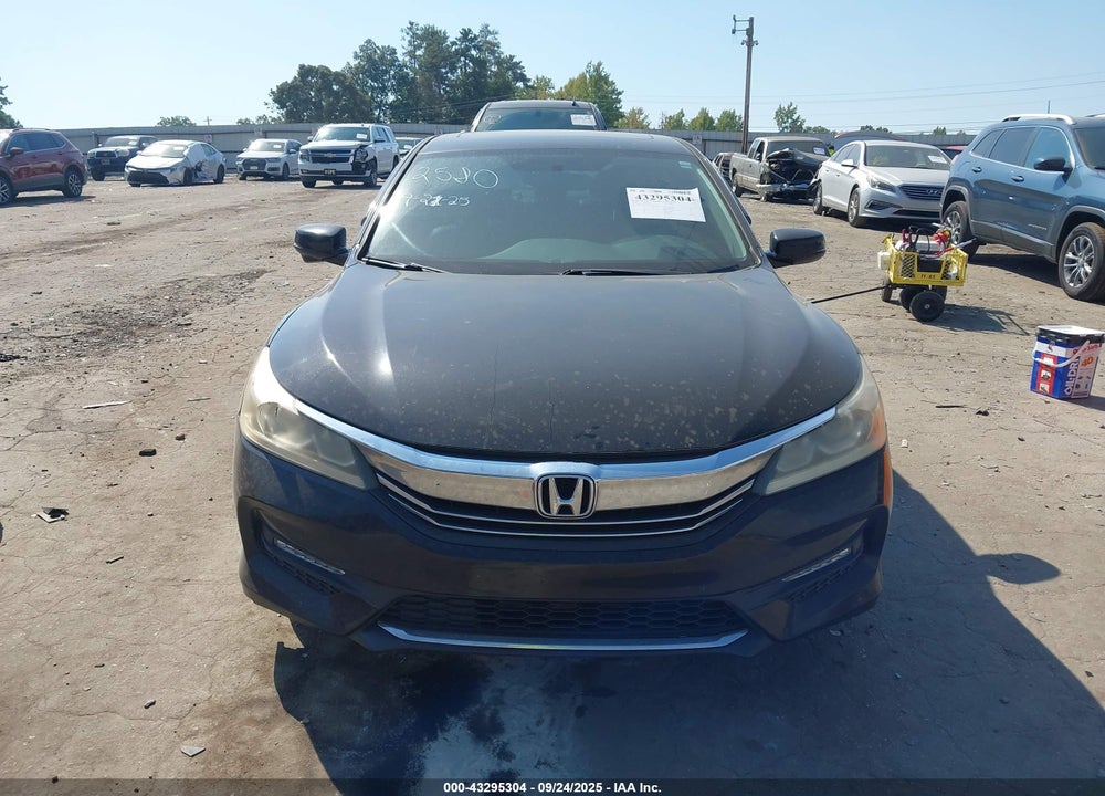 2017 HONDA ACCORD EX VIN: 1HGCR2F71HA282580