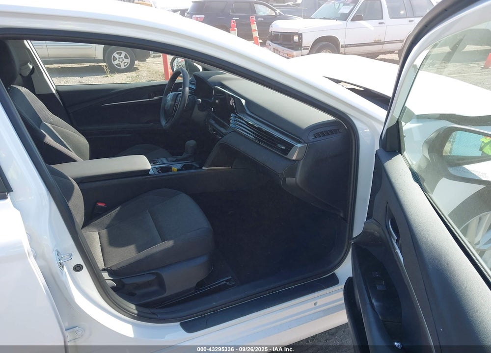 2025 TOYOTA CAMRY LE VIN: 4T1DAACKXSU167670