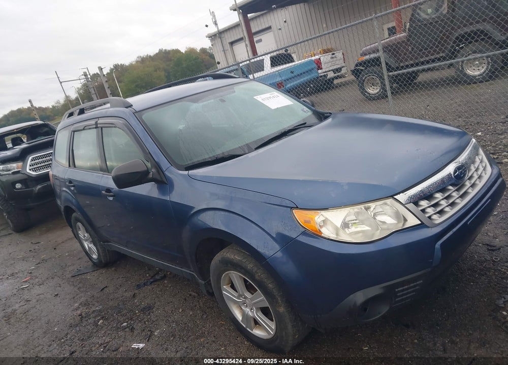 2011 SUBARU FORESTER 2.5X VIN: JF2SHABC8BH703012