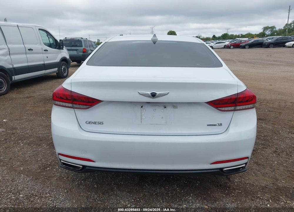 2016 HYUNDAI GENESIS VIN: KMHGN4JE7GU120426