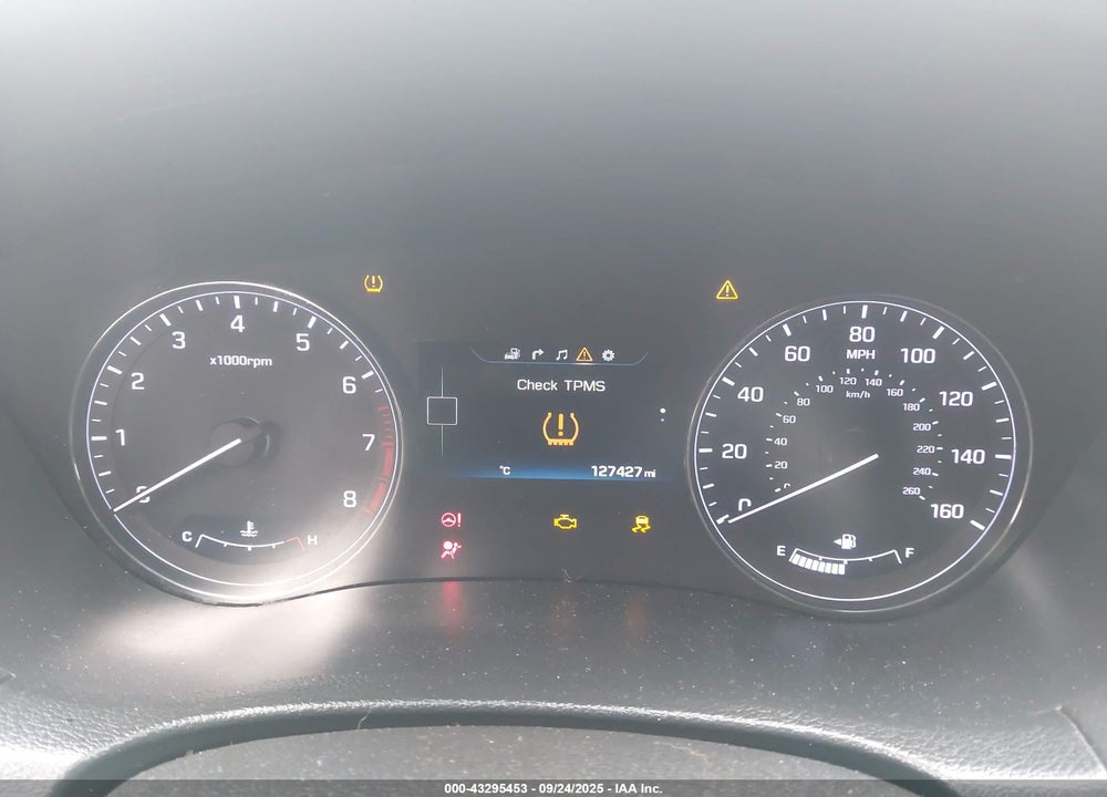 2016 HYUNDAI GENESIS VIN: KMHGN4JE7GU120426