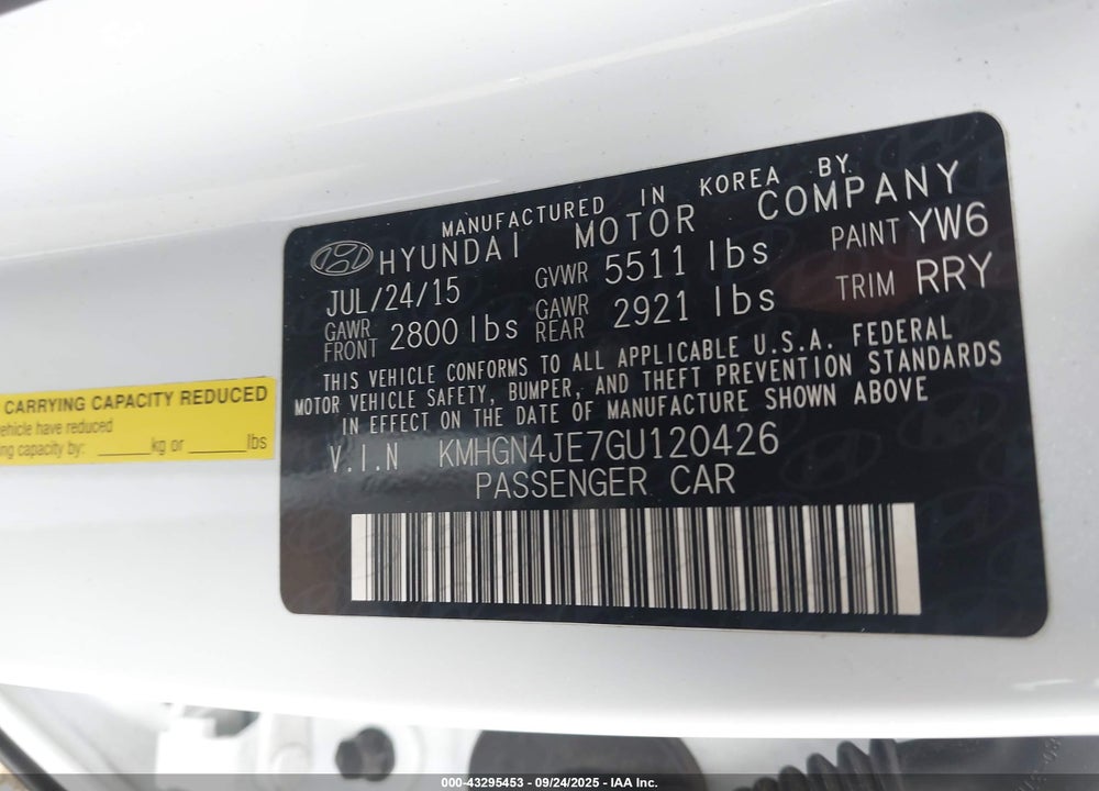 2016 HYUNDAI GENESIS VIN: KMHGN4JE7GU120426