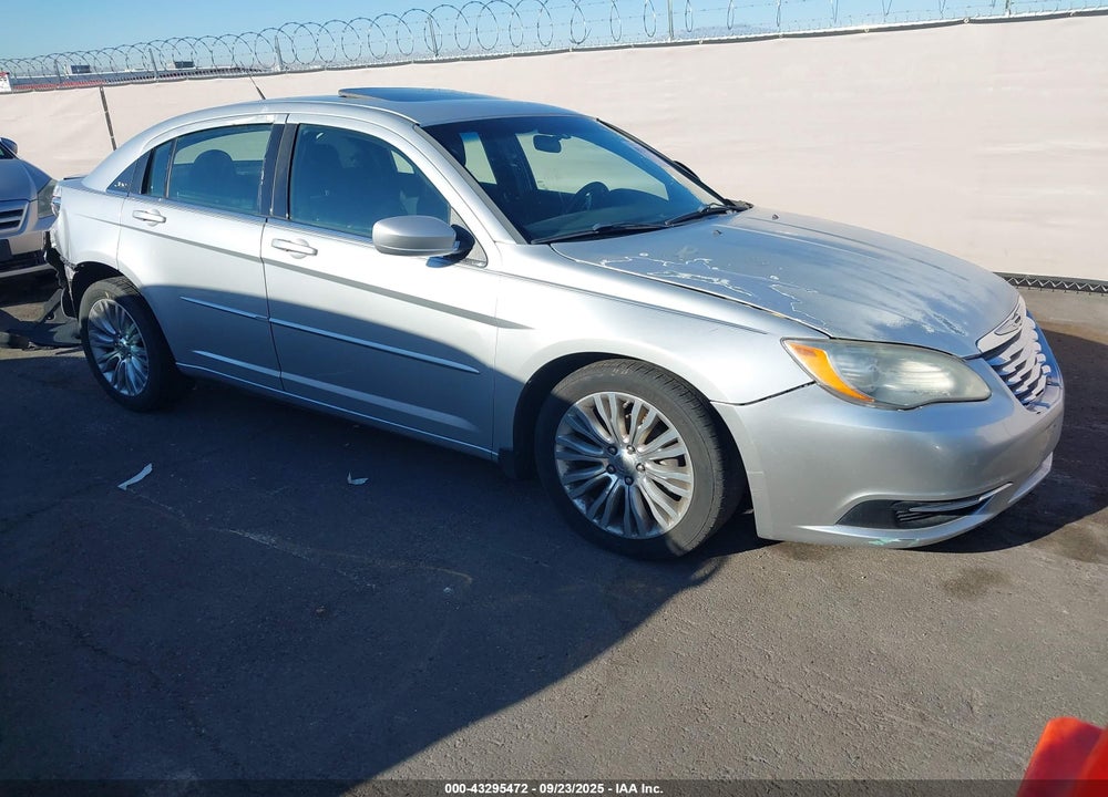 2011 CHRYSLER 200 TOURING VIN: 1C3BC1FG4BN550516