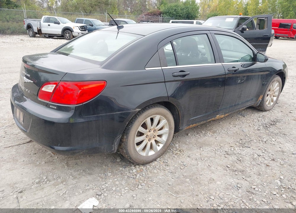2010 CHRYSLER SEBRING VIN: 1C3CC5FB8AN173283