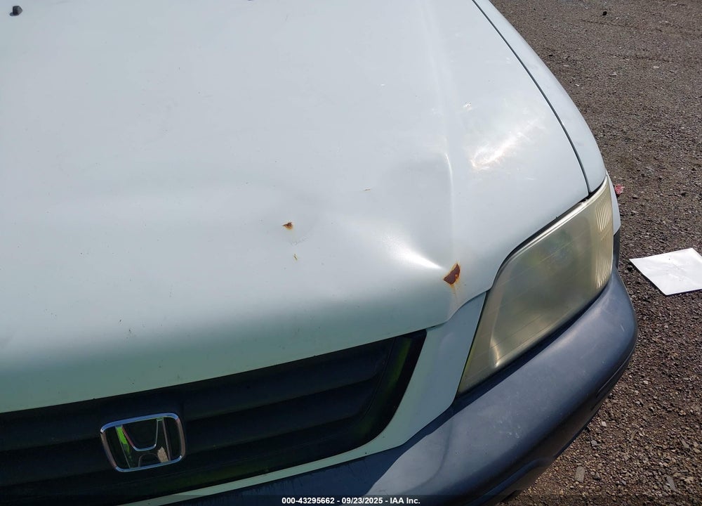 2000 HONDA CR-V EX VIN: JHLRD186XYC017380
