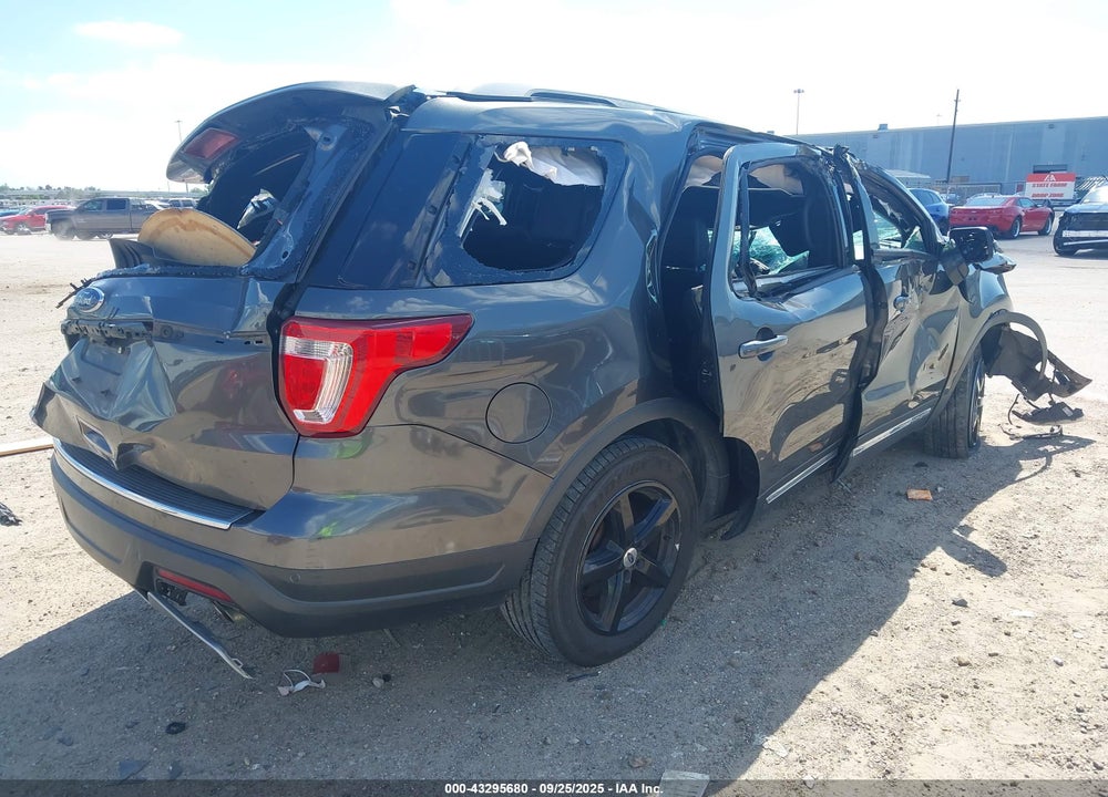 2018 FORD EXPLORER XLT VIN: 1FM5K7D87JGA97422