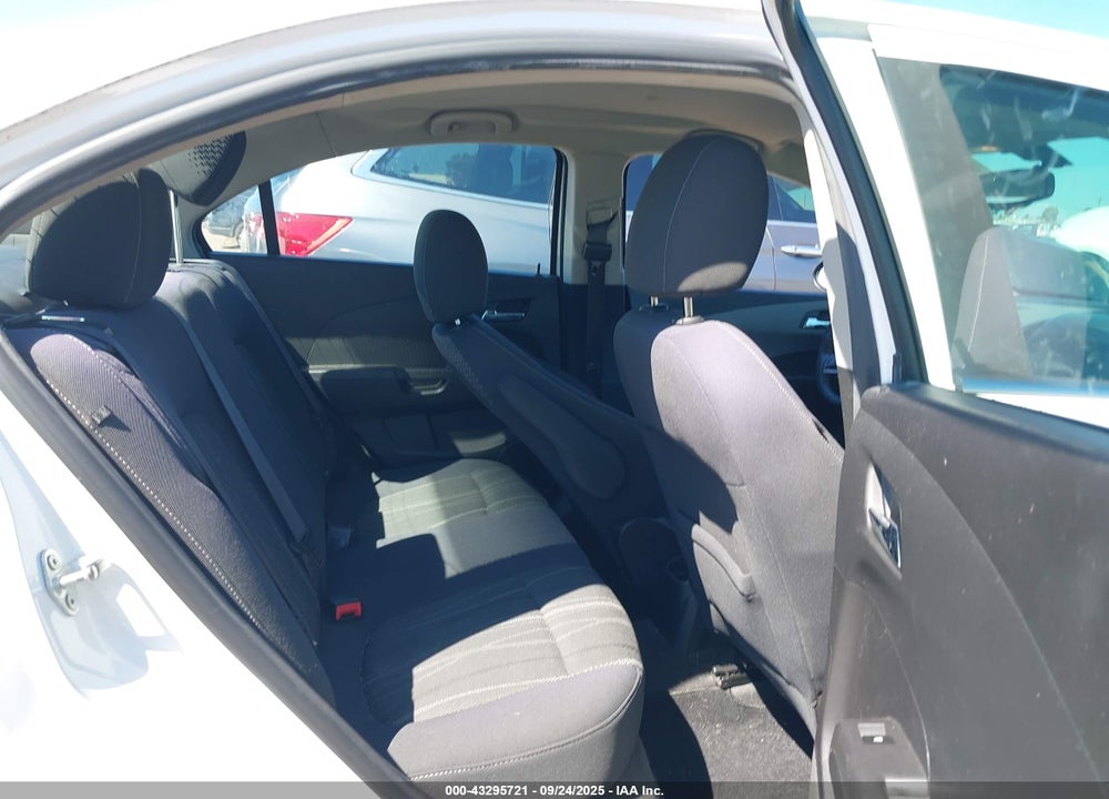 2014 CHEVROLET SONIC LT AUTO VIN: 1G1JC5SG2E4202480