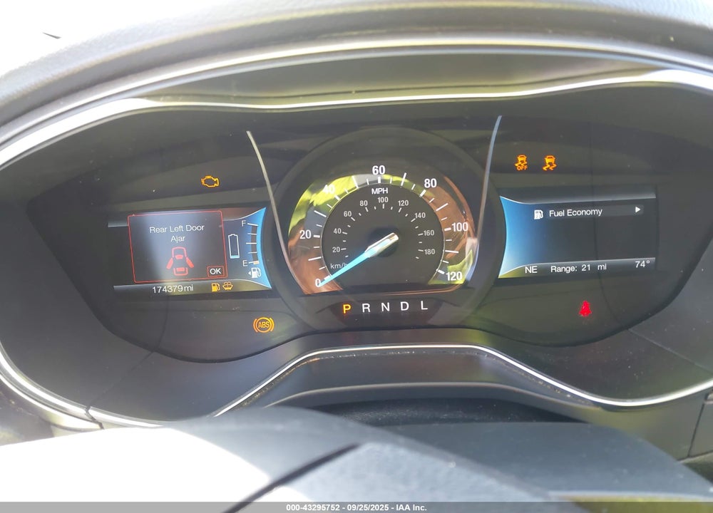 2017 FORD FUSION HYBRID SE VIN: 3FA6P0LU3HR387133
