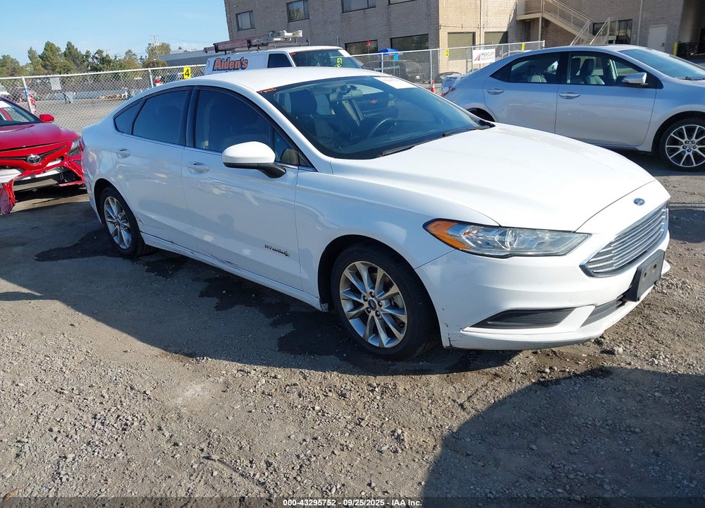 2017 FORD FUSION HYBRID SE VIN: 3FA6P0LU3HR387133