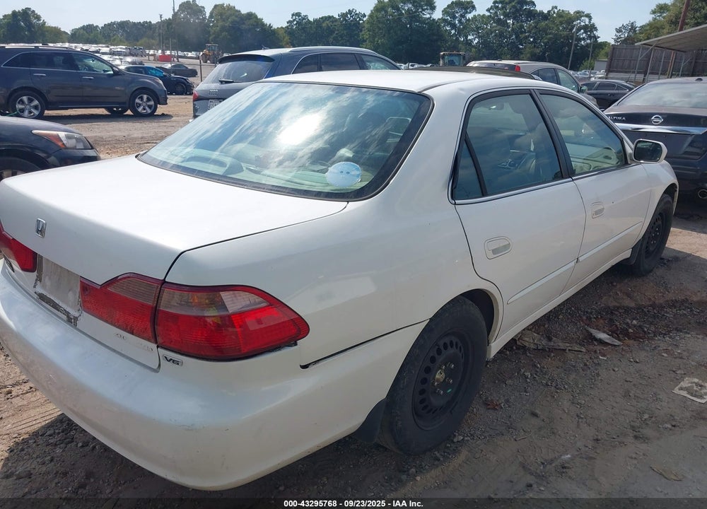 1999 HONDA ACCORD EX V6 VIN: 1HGCG165XXA022773