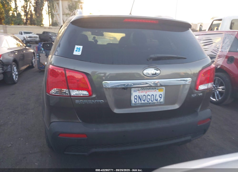 2013 KIA SORENTO VIN: 5XYKU4A20DG344531