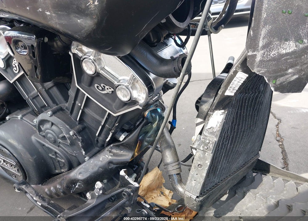 2023 INDIAN MOTORCYCLE CO. SCOUT BOBBER ABS VIN: 56KMTA006P3196737