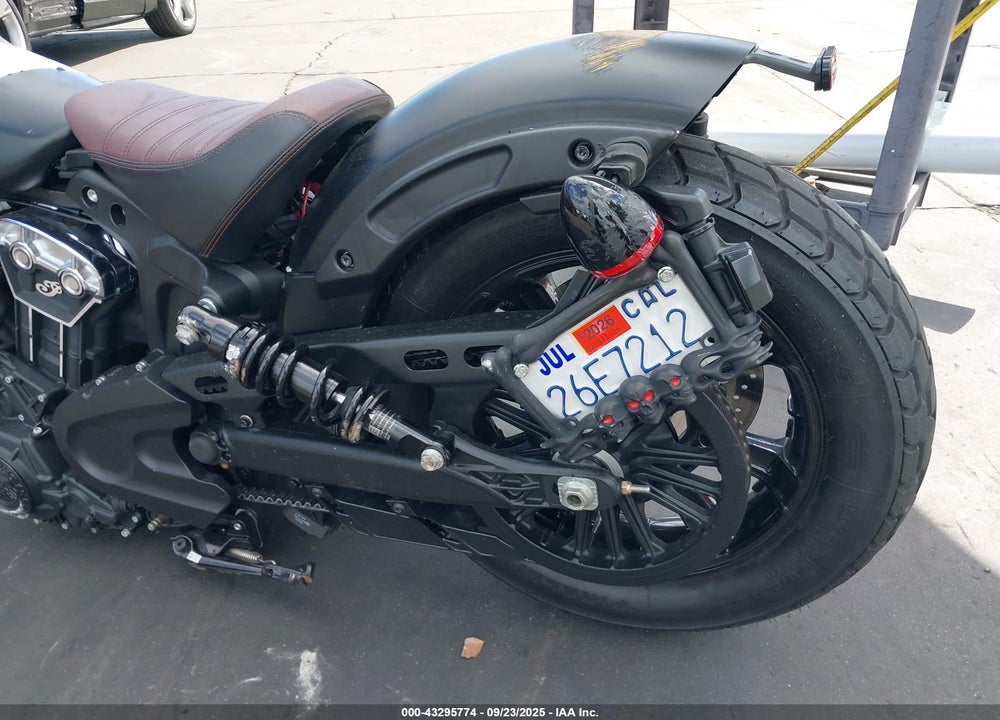 2023 INDIAN MOTORCYCLE CO. SCOUT BOBBER ABS VIN: 56KMTA006P3196737